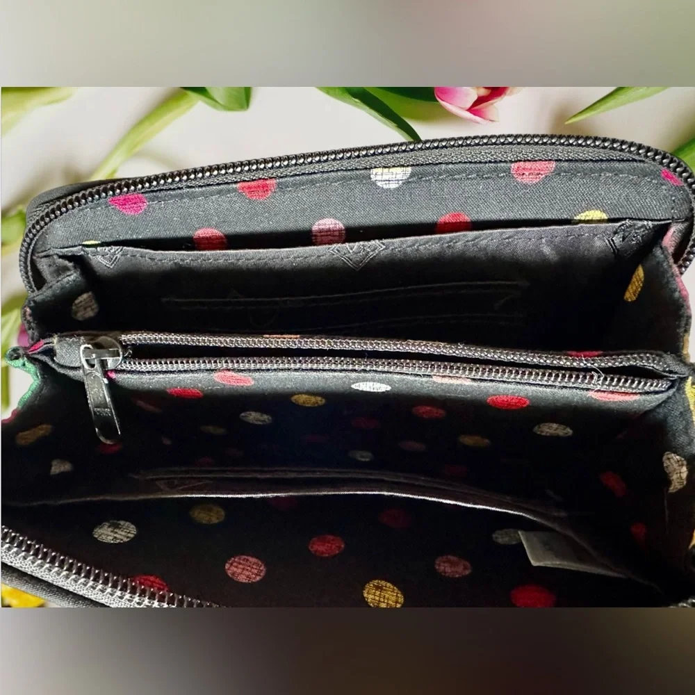 Vera Bradley RFID Grab & Go Wristlet in Havana Rose (Retired pattern)